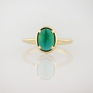 Cabochon Emerald Solitaire in 14K Yellow Gold