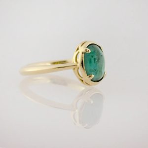 Cabochon Emerald Solitaire in 14K Yellow Gold