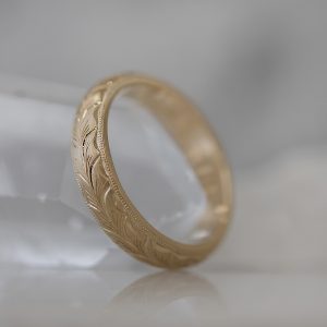 wheat engraved yellow gold band
